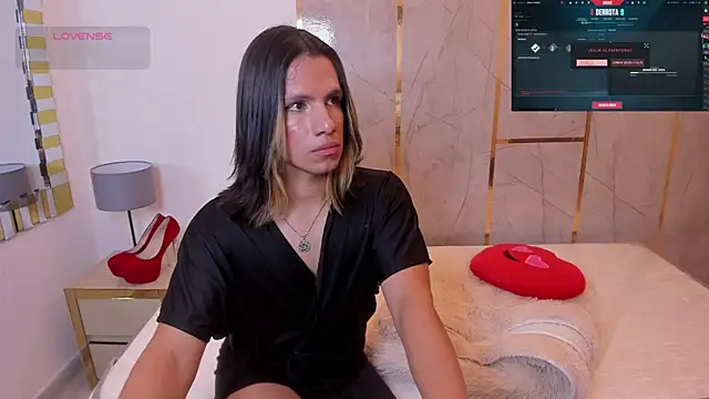 Lanasolollyn - Male webcam sex chat