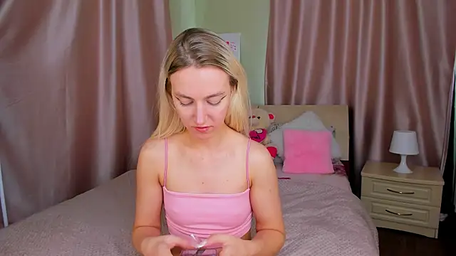 mishapallmer webcam
