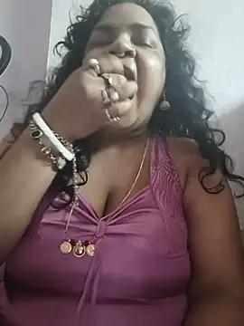 Deborbhavi222 webcam
