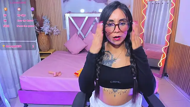 LINDSAY_TAY webcam