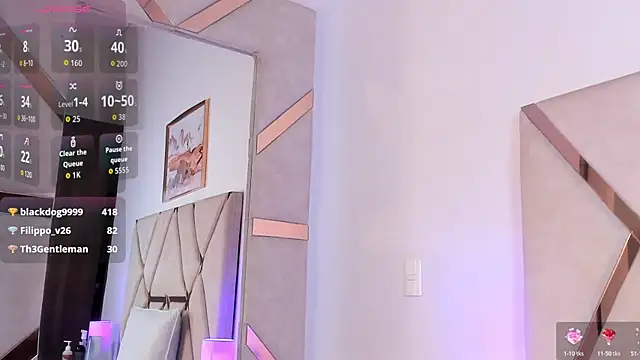 Zoe_Ravenn webcam