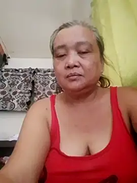 jeanyummytits webcam