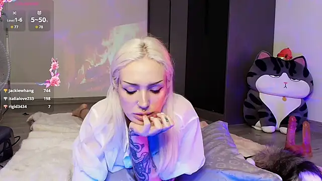 necroblonde webcam