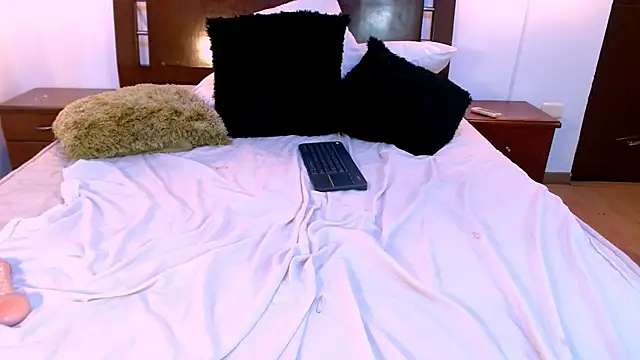 VelvetTemptation_ webcam