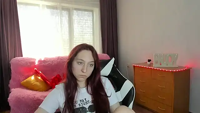 ModelGyrl webcam