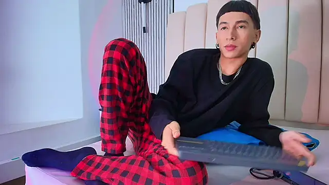 lian_cameron webcam