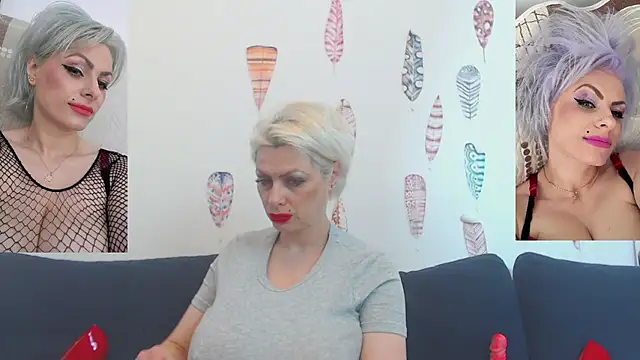 Golden__Girl__WOW__ webcam