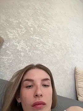 SooDana live cam on StripChat
