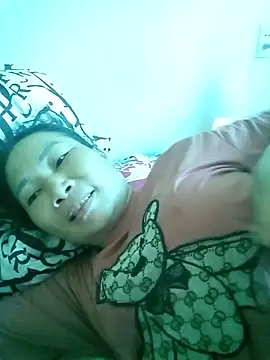 BlueGirlyeah webcam