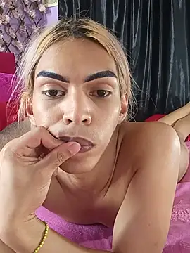 MARGOTFERRER live cam on StripChat