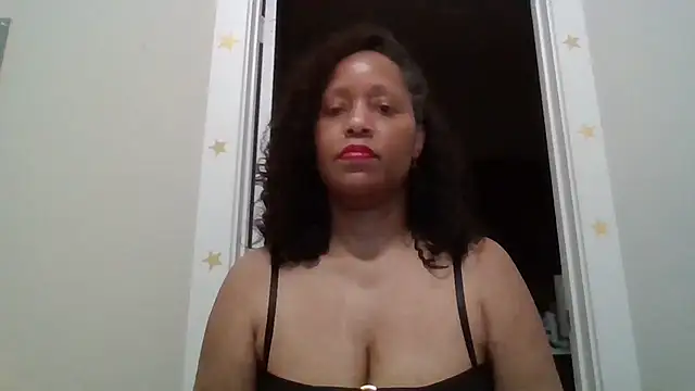 MsDeeLive webcam