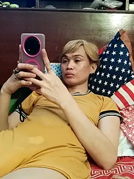 QueenSoreal webcam