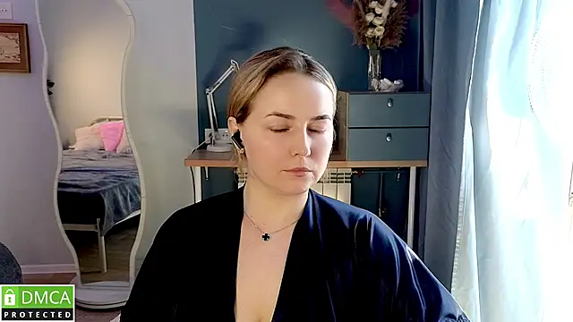 Mira_Mermayd webcam