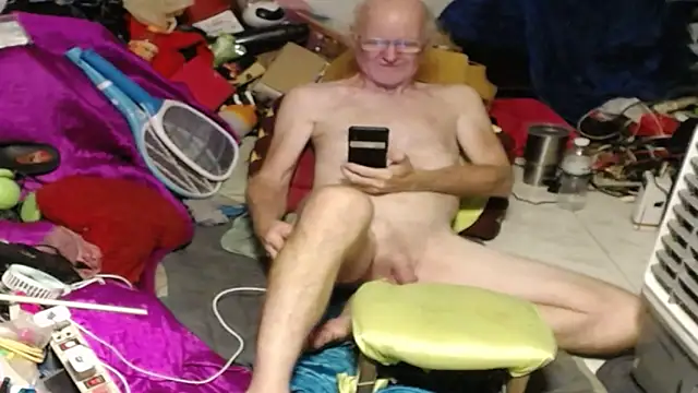 1CuteAndSexy69 webcam