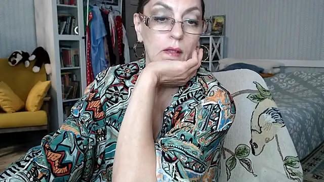 BloomingAllure webcam