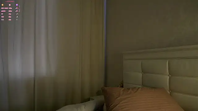 EleneButton webcam