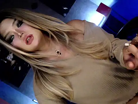 Queen_athenax webcam