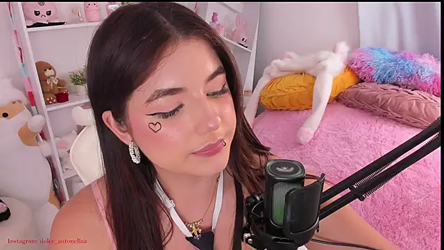 dolce_antonellaa webcam