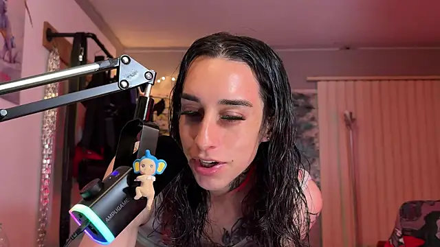 xoFrankie webcam