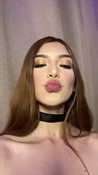 HoneyWeebsss webcam