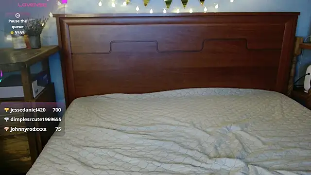 Daisy_Lovely webcam