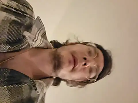 KinkyKittyBoy webcam