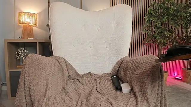 Velvet_Spell webcam