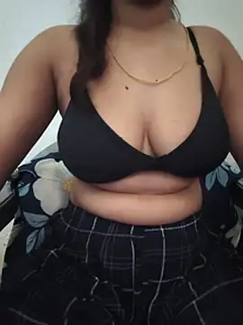 Shalini_08 webcam