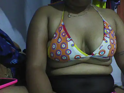 reinamas18 webcam