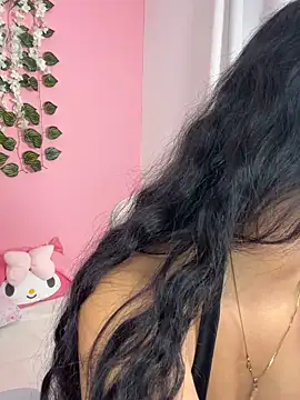 melody_flowers18 webcam