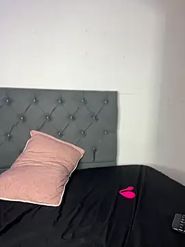 kaia-dark777 webcam