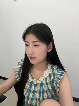 Mina_168 webcam