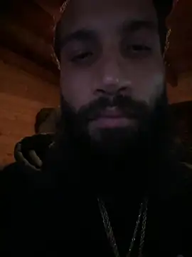 madehercumm webcam