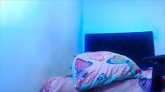 marian_bigtits webcam