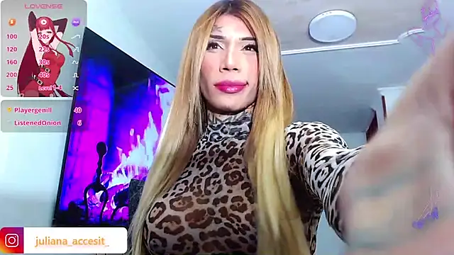 caroline_cossei webcam