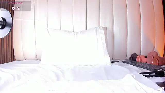 SandraMilerr webcam