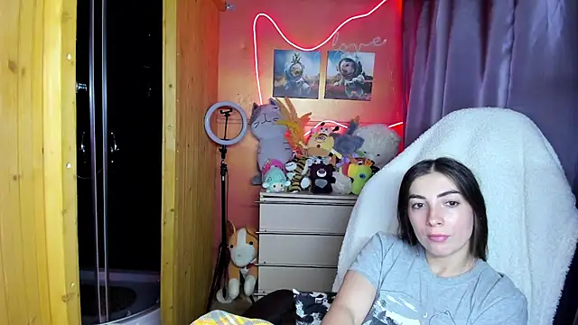 Fiery_Brunette_ webcam