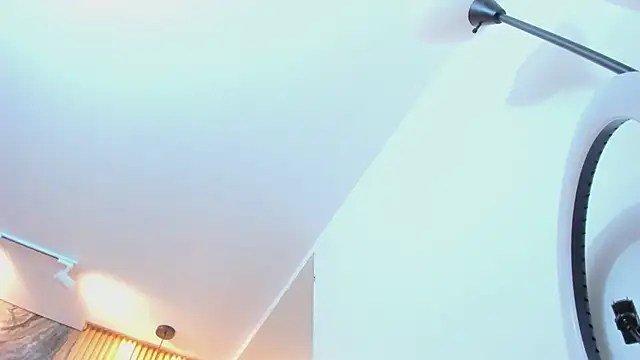 ella_harper webcam