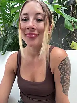 asraifae webcam