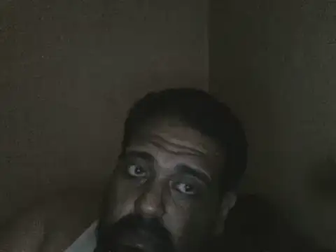 elpoop7305 webcam