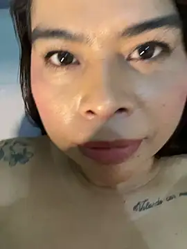 roselyn_caprice webcam
