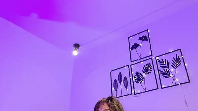 Samantha_Hans webcam