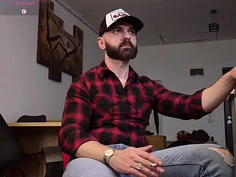 GipsyKingRo live cam on StripChat