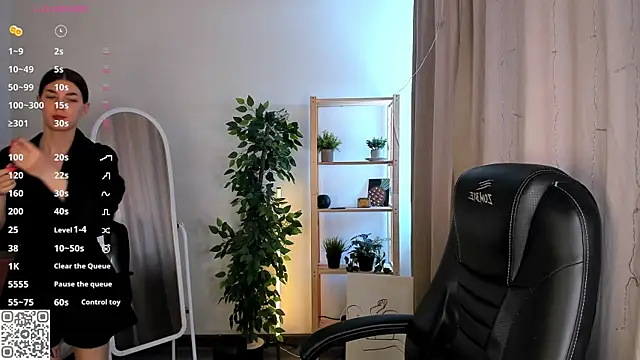 LunaRossaa webcam