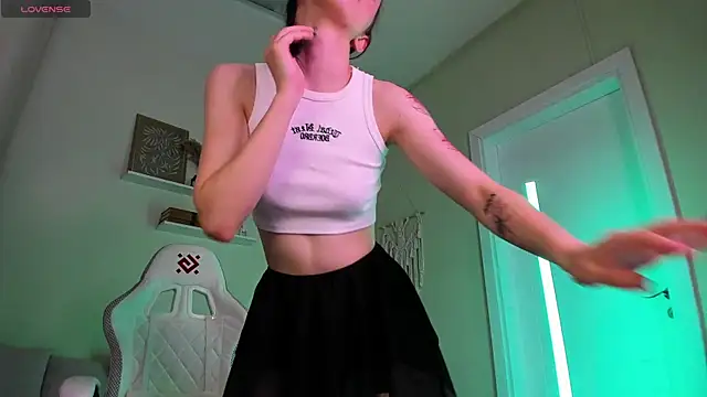 AnnaOddy webcam