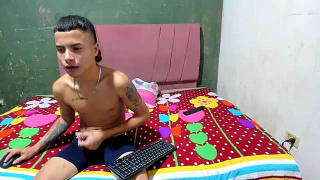 Nikoll_couplee