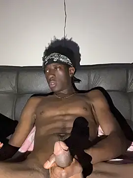 TheblAck0216 webcam