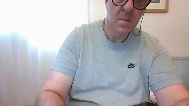 ANONIMO7735 webcam