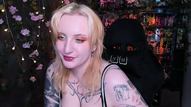 AsheLucker webcam