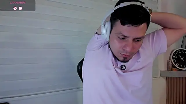 Rick_Adams live cam on StripChat